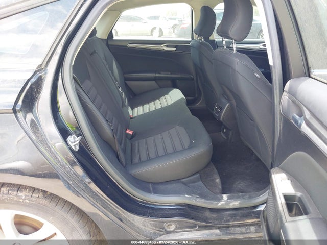 3FA6P0HD8JR224363 Ford FUSION SE
