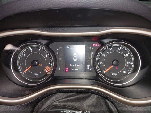 1C4PJMAB5FW716398 Jeep Cherokee Sport