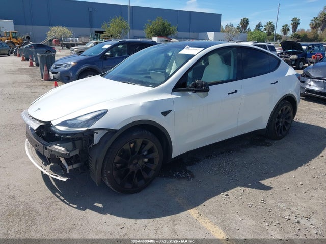 44699485 :رقم المزاد ، 7SAYGDEE7PA131013 vin ، 2023 Tesla Model Y Awd/long Range Dual Motor All-wheel Drive مزاد بيع