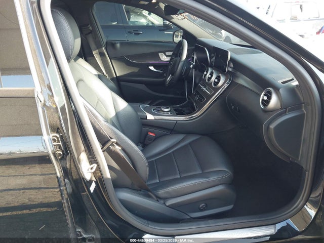 W1KWF8DB3MR609609 Mercedes-Benz C 300 Sedan