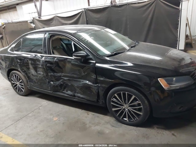 Продаж на аукціоні авто 2012 Volkswagen Jetta 2.5l Sel Premium, vin: 3VWLP7AJ9CM424395, номер лоту: 44699506
