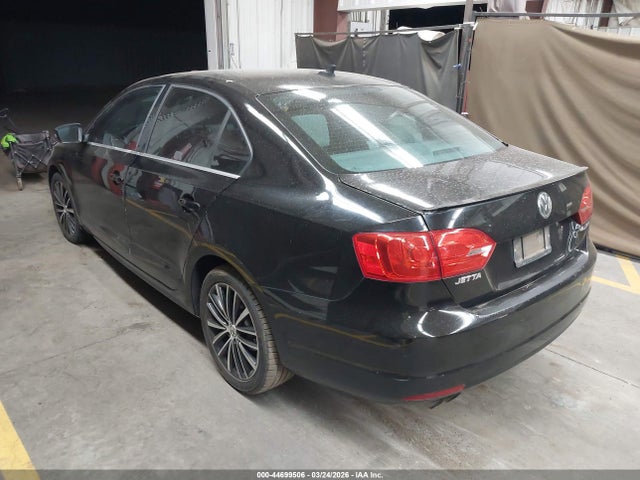 Продаж на аукціоні авто 2012 Volkswagen Jetta 2.5l Sel Premium, vin: 3VWLP7AJ9CM424395, номер лоту: 44699506