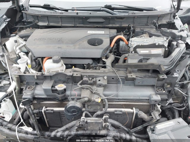 5N1ET2MT7JC802246 Nissan Rogue Hybrid Sl