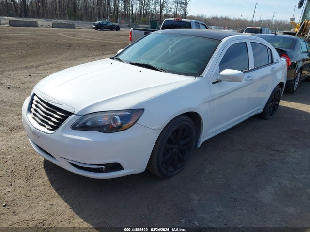 2013 CHRYSLER 200 1C3CCBBG7DN747506 Photo 1