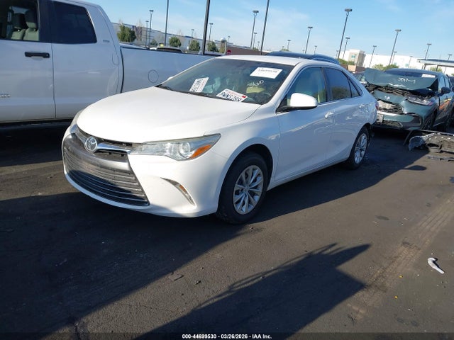 Toyota CAMRY LE 2016 4T1BF1FK9GU255850 Image 2