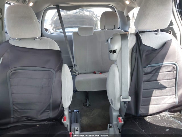 Toyota Sienna Le 8 Passenger 2016 5TDKK3DC7GS694489 Image 8