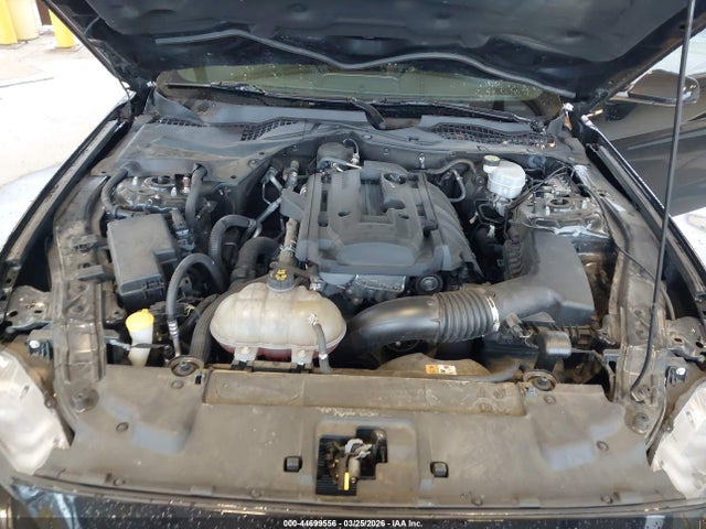 Ford Mustang Ecoboost 2018 1FA6P8TH0J5102415 Image 10
