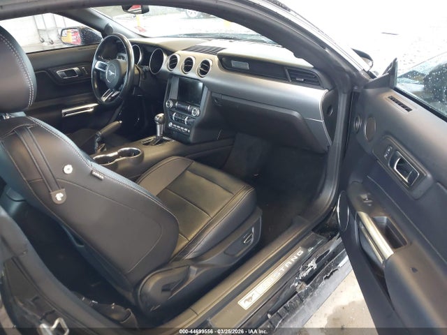 Ford Mustang Ecoboost 2018 1FA6P8TH0J5102415 Image 5