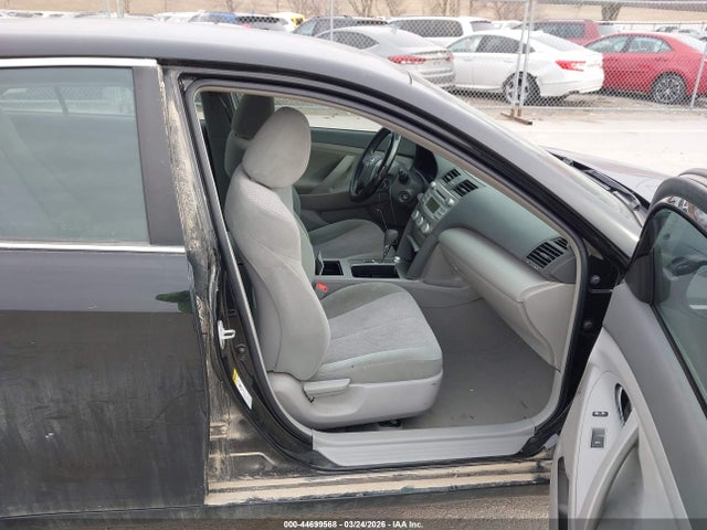 2011 TOYOTA CAMRY 4T4BF3EK0BR110790 Photo 4