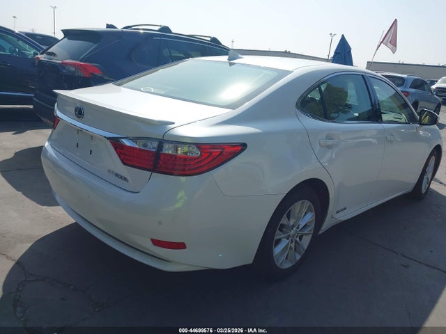 2015 LEXUS ES 300H JTHBW1GG0F2091525 Photo 3