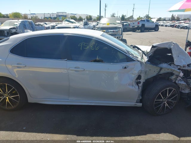 4T1G11AK8PU144055 Toyota CAMRY SE