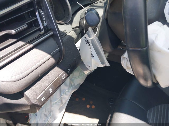 4T1G11AK8PU144055 Toyota CAMRY SE