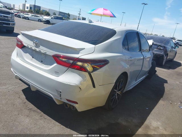 4T1G11AK8PU144055 Toyota CAMRY SE