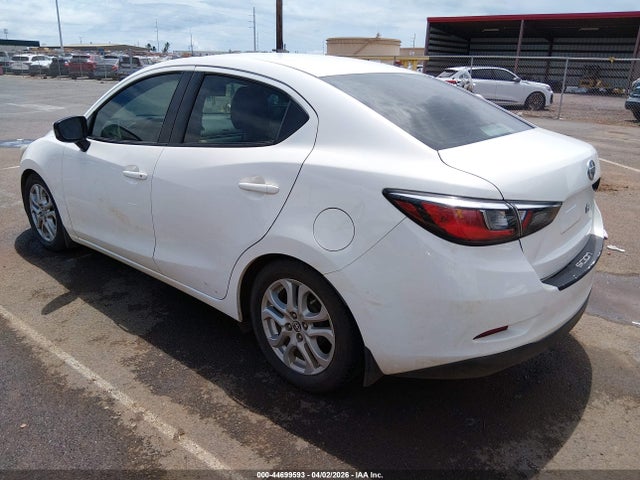 Scion IA 2016 3MYDLBZV4GY122154 Image 3