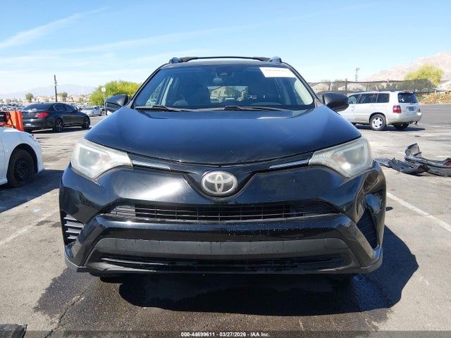 Toyota RAV4 LE 2018 2T3ZFREV2JW453435 Image 13