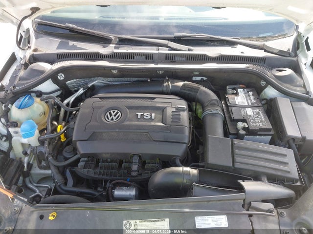 3VWD17AJXEM277397 Volkswagen Jetta 1.8t Se