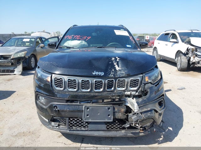 44699639 :رقم المزاد ، 3C4NJDBN5ST526570 vin ، 2025 Jeep Compass Latitude 4x4 مزاد بيع