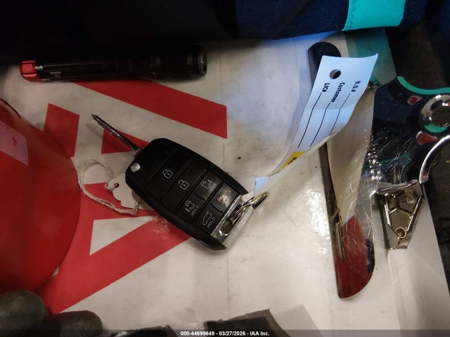 KIA SEDONA LX 2016 KNDMB5C19G6191163 Image 11