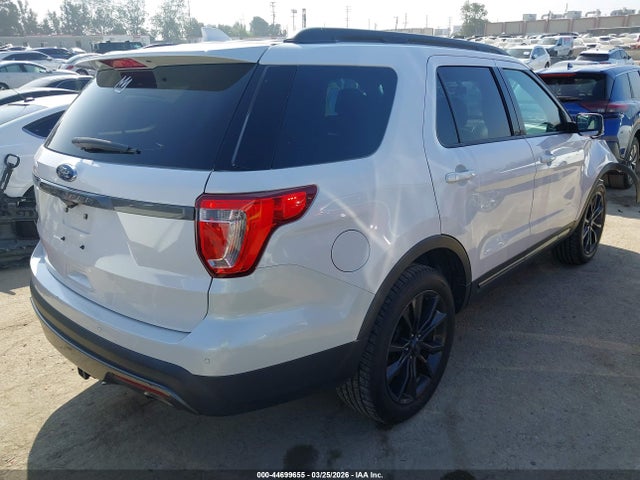 Ford EXPLORER XLT 2017 1FM5K7D83HGD90633 Image 4