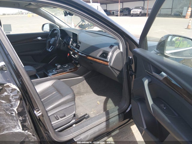 2019 AUDI Q5 WA1ANAFY3K2105903 Photo 4