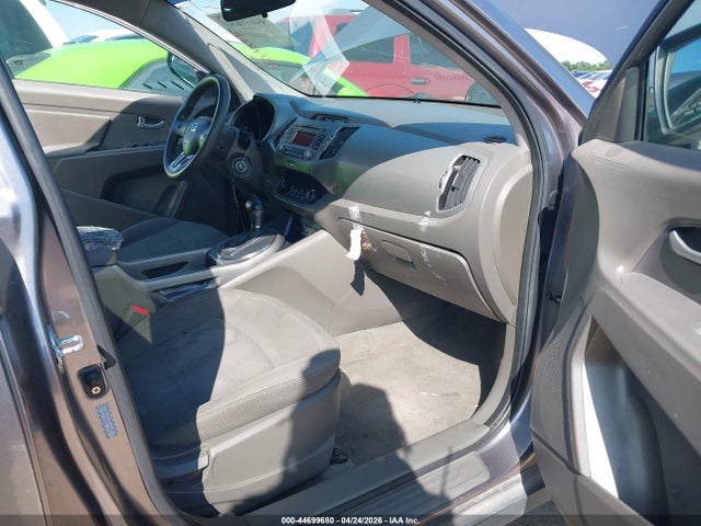 44699680 :رقم المزاد ، KNDPB3A21B7093843 vin ، 2011 Kia Sportage Lx مزاد بيع