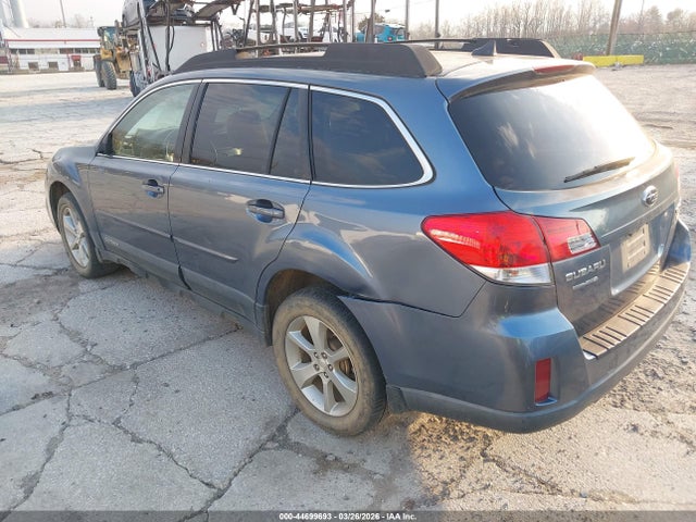 44699693 :رقم المزاد ، 4S4BRBLC2D3215945 vin ، 2013 Subaru Outback 2.5i Limited مزاد بيع