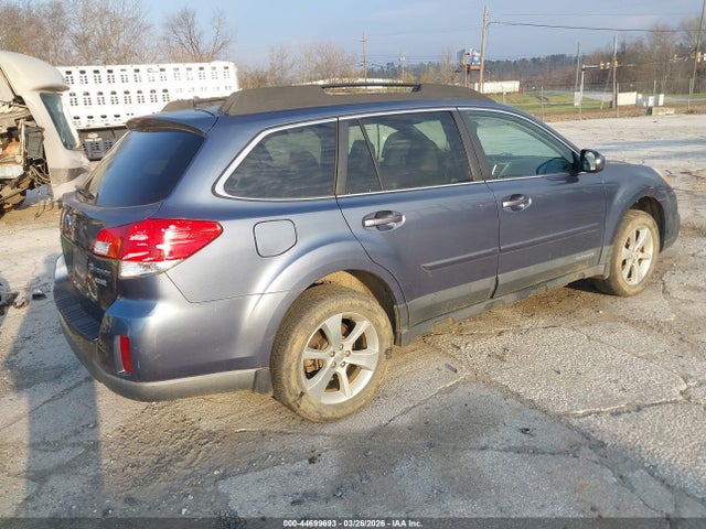 44699693 :رقم المزاد ، 4S4BRBLC2D3215945 vin ، 2013 Subaru Outback 2.5i Limited مزاد بيع