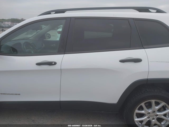 44699697 :رقم المزاد ، 1C4PJLABXHW603057 vin ، 2017 Jeep Cherokee Sport Fwd مزاد بيع