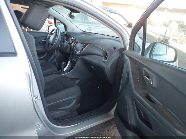 2022 CHEVROLET TRAX KL7CJKSM4NB539199 Photo 4