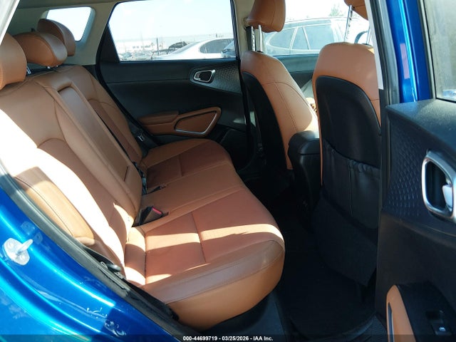 KNDJ33AU3R7220929 KIA SOUL EX
