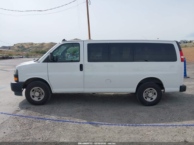 1GAWGEFG6L1235386 Chevrolet Express Passenger Rwd 2500 Regular Wheelbase Ls