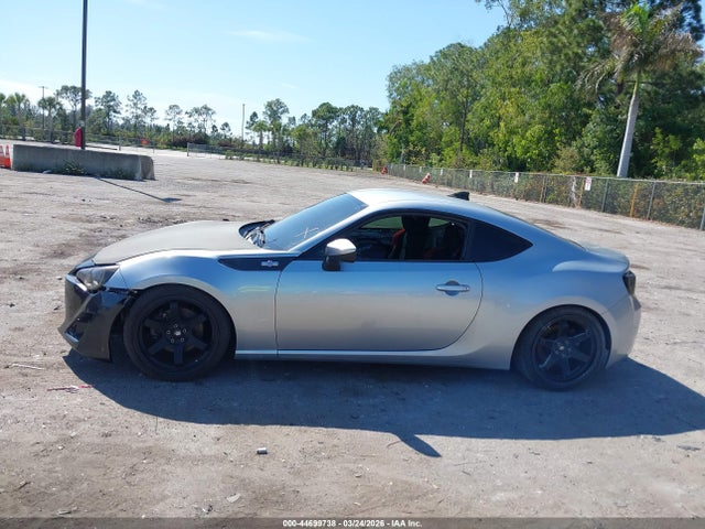44699738 :رقم المزاد ، JF1ZNAA18F8700886 vin ، 2015 Scion Fr-s مزاد بيع