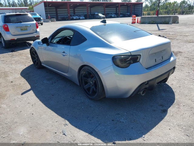 2015 SCION FR-S JF1ZNAA18F8700886 Photo 2
