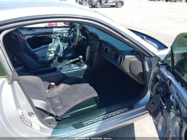 2015 SCION FR-S JF1ZNAA18F8700886 Photo 4