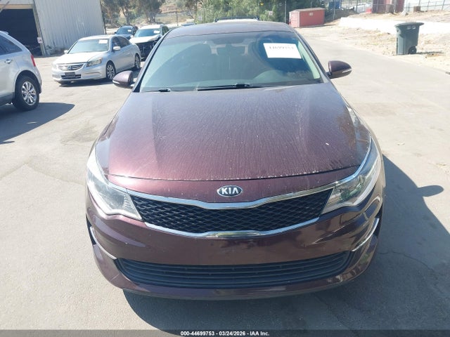 5XXGT4L35JG270232 KIA Optima Lx