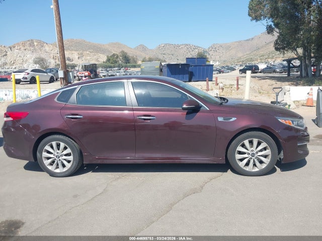 5XXGT4L35JG270232 KIA Optima Lx