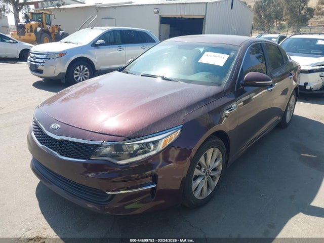 5XXGT4L35JG270232 KIA Optima Lx
