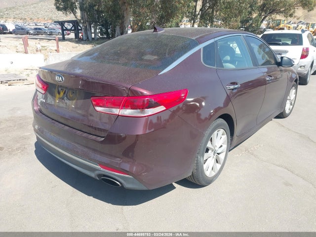 5XXGT4L35JG270232 KIA Optima Lx