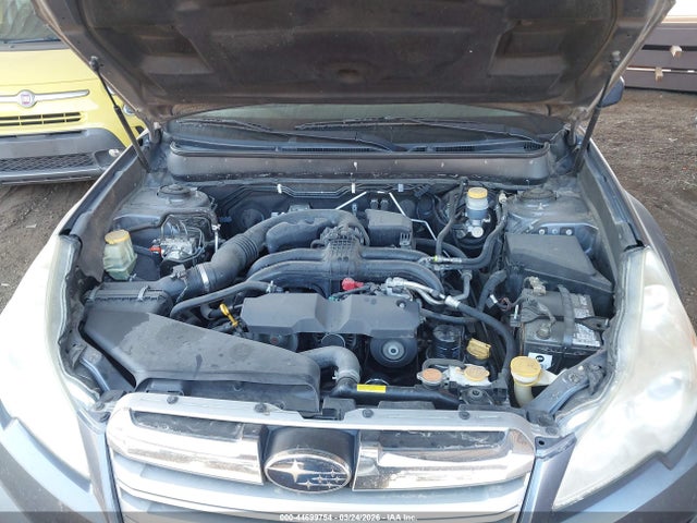 44699754 :رقم المزاد ، 4S4BRBCC0E3311641 vin ، 2014 Subaru Outback 2.5i Premium مزاد بيع
