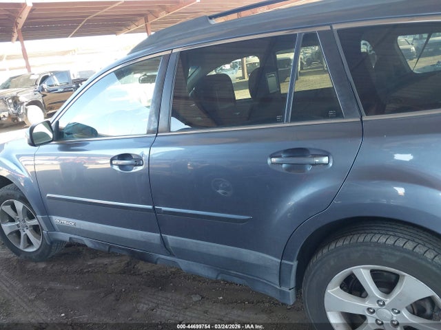 44699754 :رقم المزاد ، 4S4BRBCC0E3311641 vin ، 2014 Subaru Outback 2.5i Premium مزاد بيع