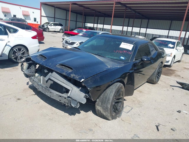 44699761 :رقم المزاد ، 2C3CDZAT8FH758871 vin ، 2015 Dodge Challenger R/t مزاد بيع