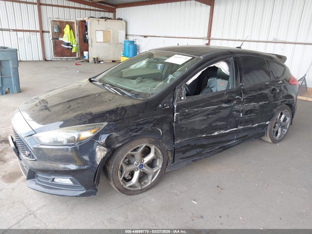 1FADP3L94GL212908 Ford FOCUS ST