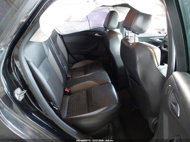 1FADP3L94GL212908 Ford FOCUS ST