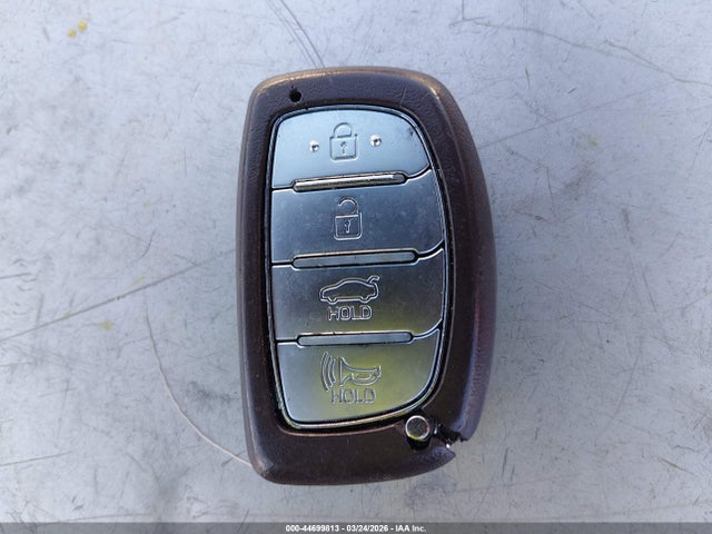 Продаж на аукціоні авто 2018 Hyundai Sonata Sport, vin: 5NPE34AF1JH685279, номер лоту: 44699813