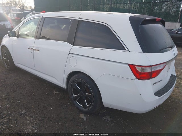 2011 HONDA ODYSSEY 5FNRL5H67BB057403 Photo 2