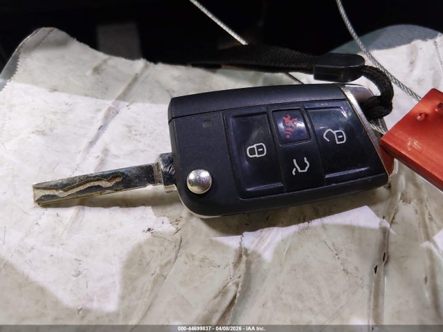 2018 Volkswagen Tiguan 2.0t Se/2.0t Sel მანქანა იყიდება აუქციონზე, vin: 3VV3B7AX1JM033844, აუქციონის ნომერი: 44699837