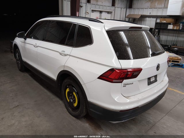 2018 Volkswagen Tiguan 2.0t Se/2.0t Sel მანქანა იყიდება აუქციონზე, vin: 3VV3B7AX1JM033844, აუქციონის ნომერი: 44699837