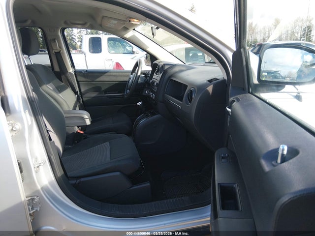 2011 JEEP COMPASS 1J4NT1FAXBD139187 Photo 4