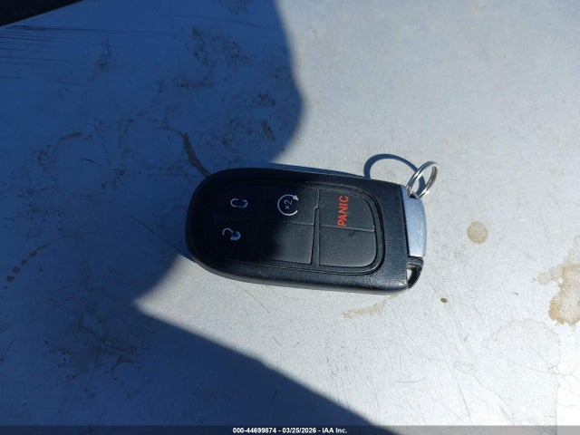 2016 Jeep Cherokee Limited მანქანა იყიდება აუქციონზე, vin: 1C4PJLDBXGW158104, აუქციონის ნომერი: 44699874