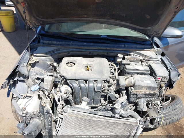 5NPD84LF1KH446438 Hyundai ELANTRA SEL